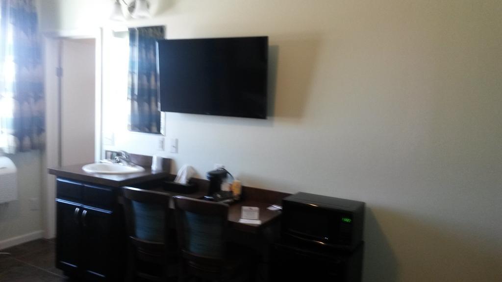 Barons Lodge Killdeer Δωμάτιο φωτογραφία